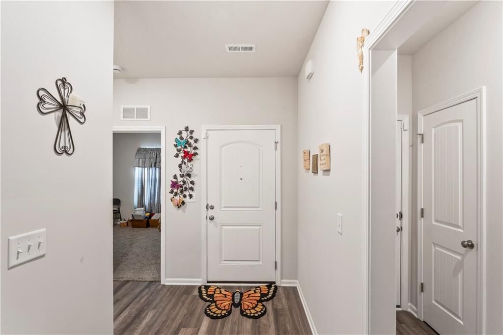 2104 Crestview Place — photo 23