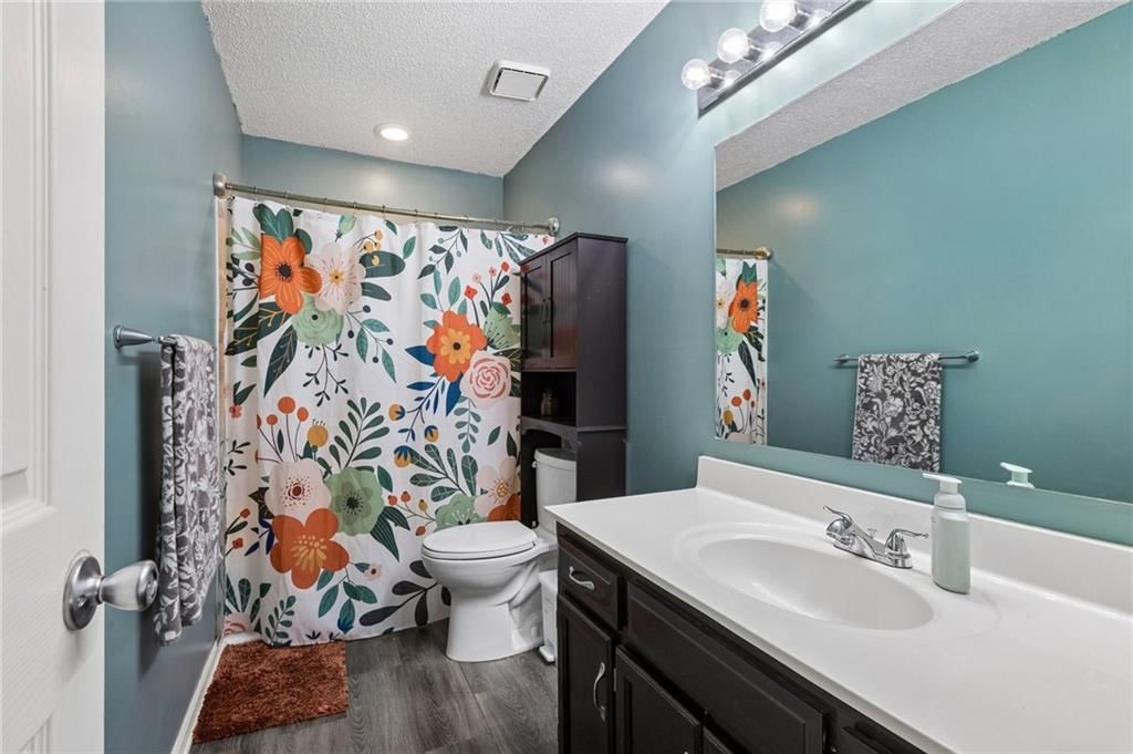 7521 N Stark Avenue — photo 14