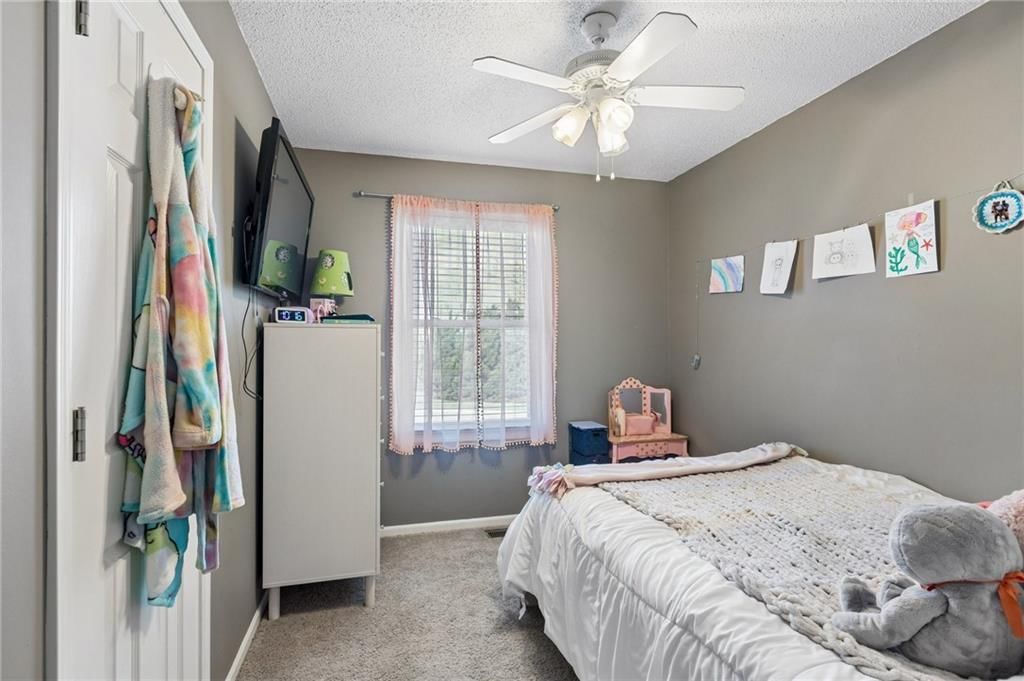 7521 N Stark Avenue — photo 17