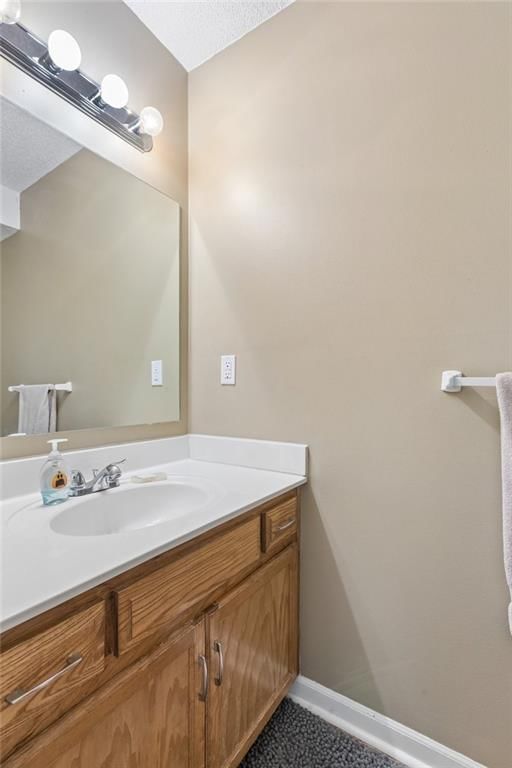 7521 N Stark Avenue — photo 24