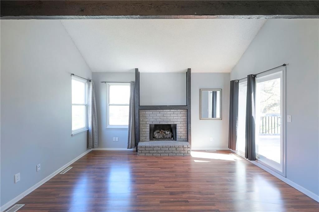 270 NE Bayview Drive — photo 8
