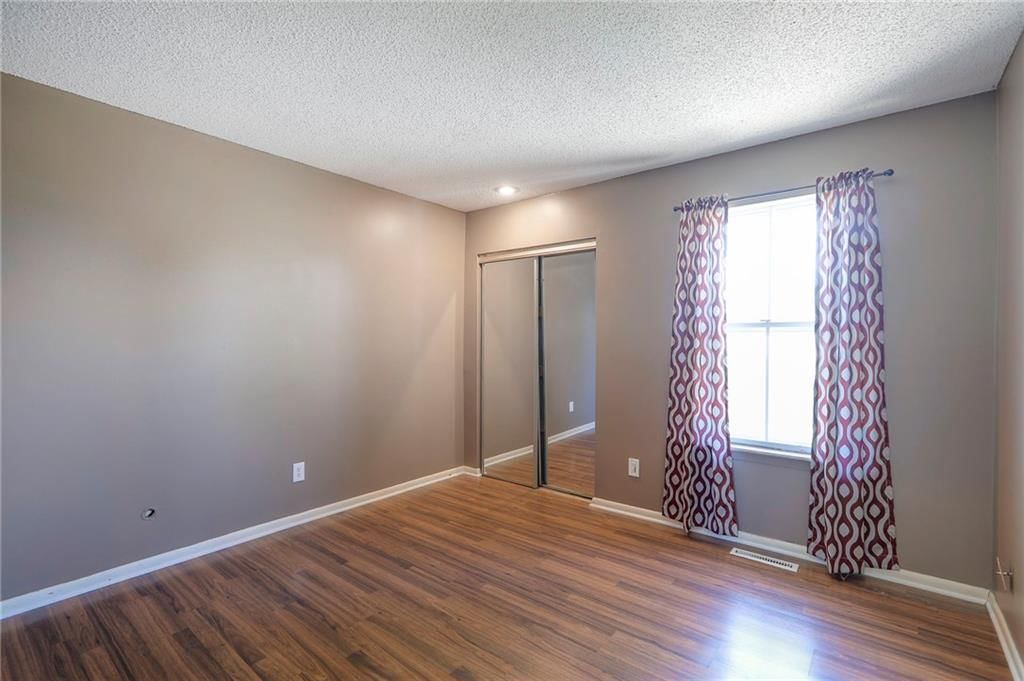 270 NE Bayview Drive — photo 18