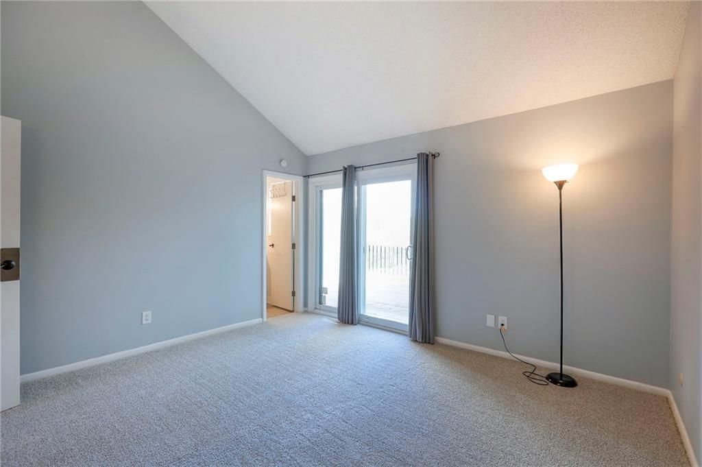 270 NE Bayview Drive — photo 22