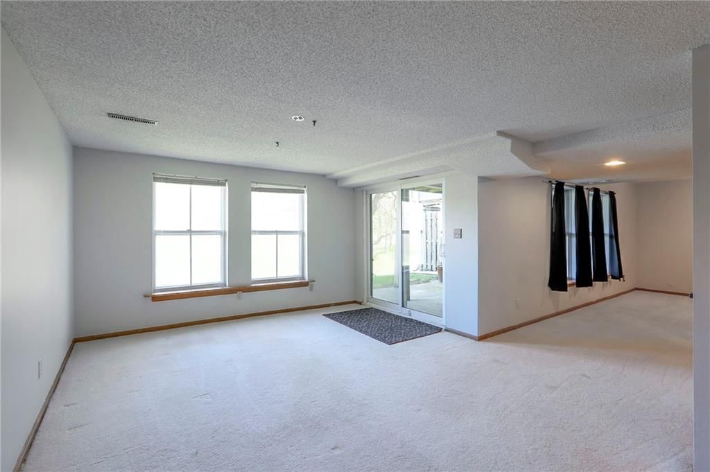 270 NE Bayview Drive — photo 28