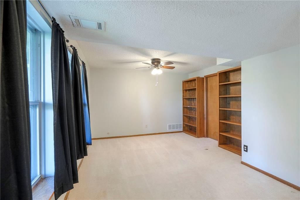 270 NE Bayview Drive — photo 32