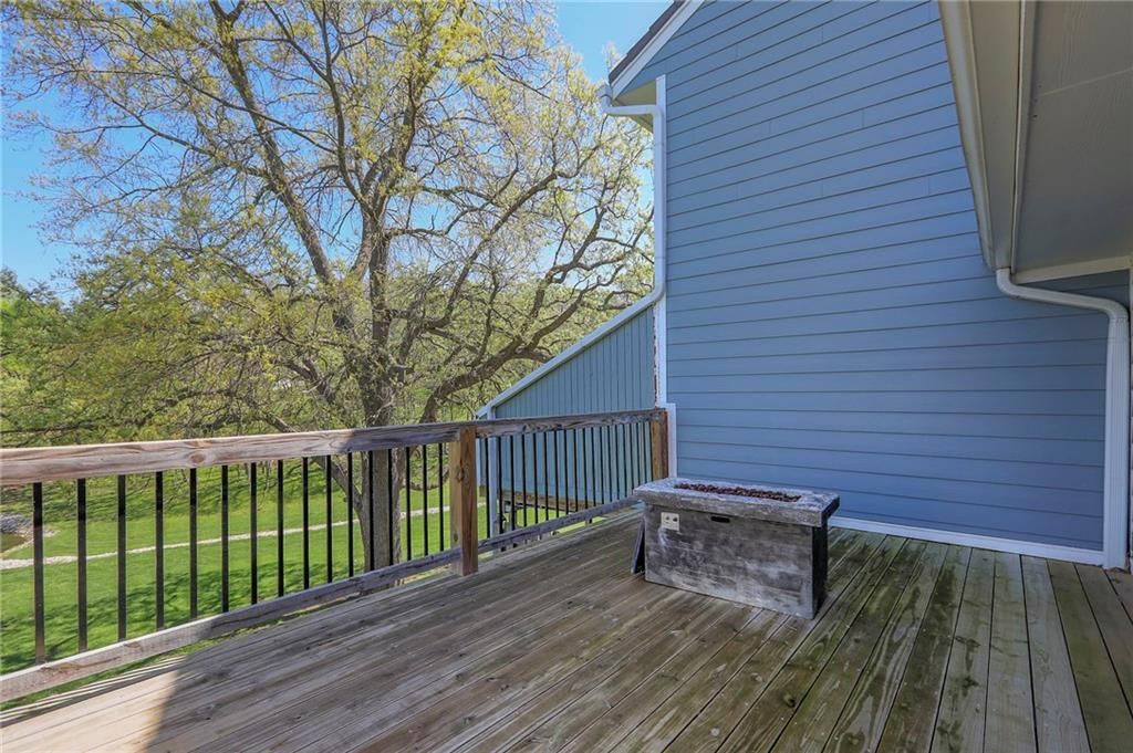 270 NE Bayview Drive — photo 37