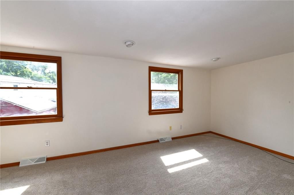 4455 Cambridge Street — photo 11