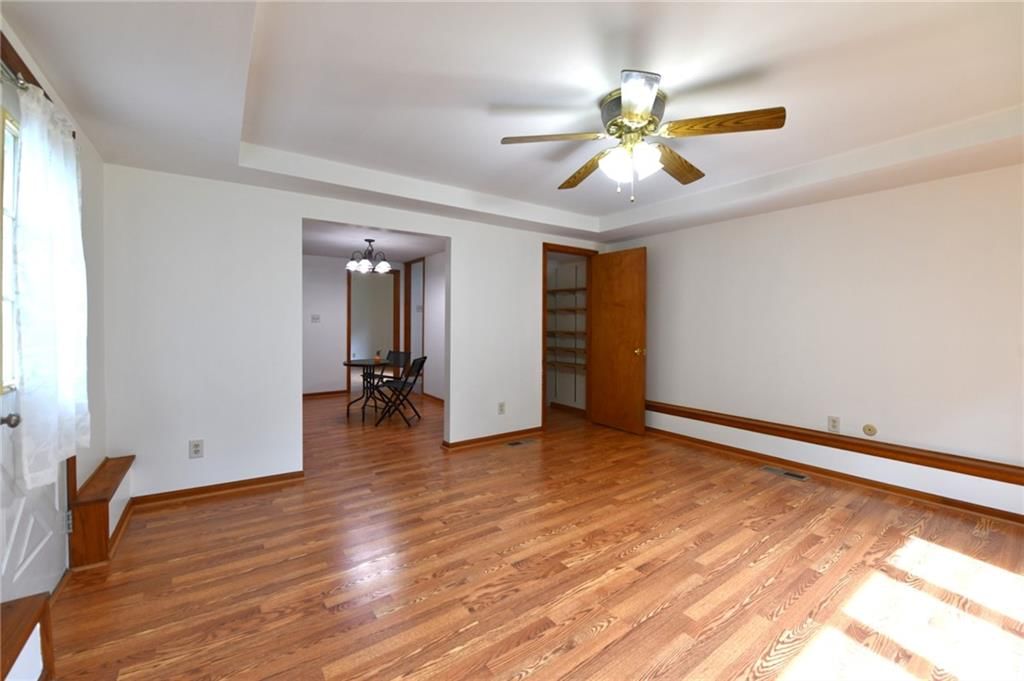 4455 Cambridge Street — photo 20