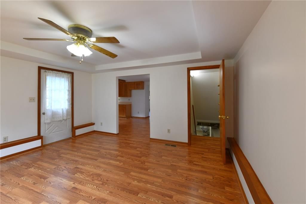 4455 Cambridge Street — photo 21