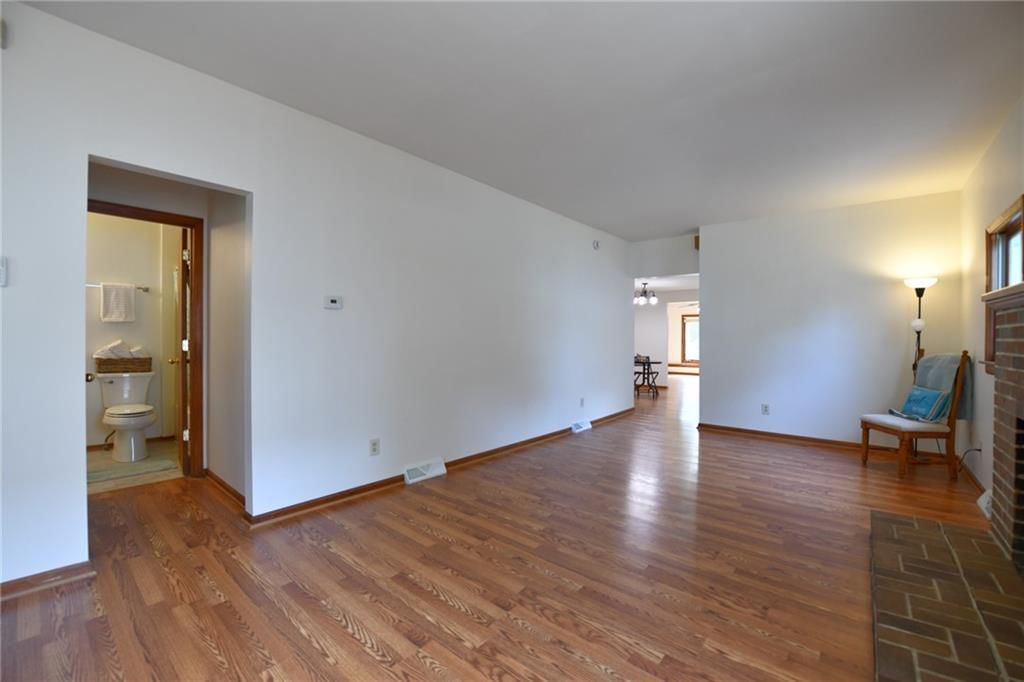 4455 Cambridge Street — photo 28