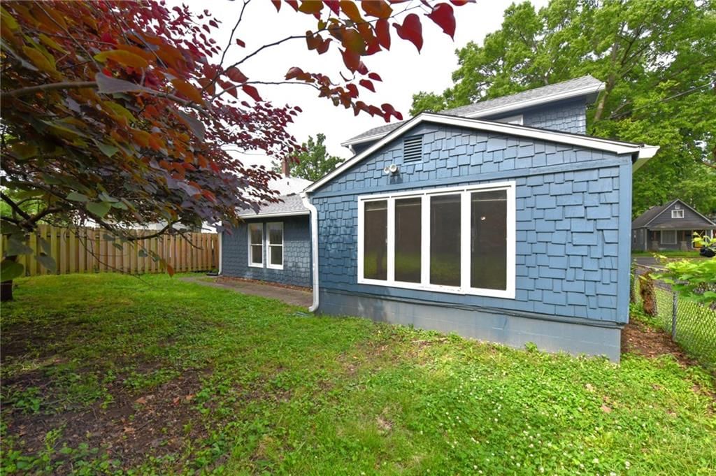 4455 Cambridge Street — photo 47