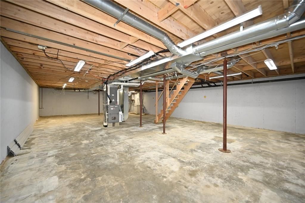 5005 NW Merrimac Avenue — photo 39