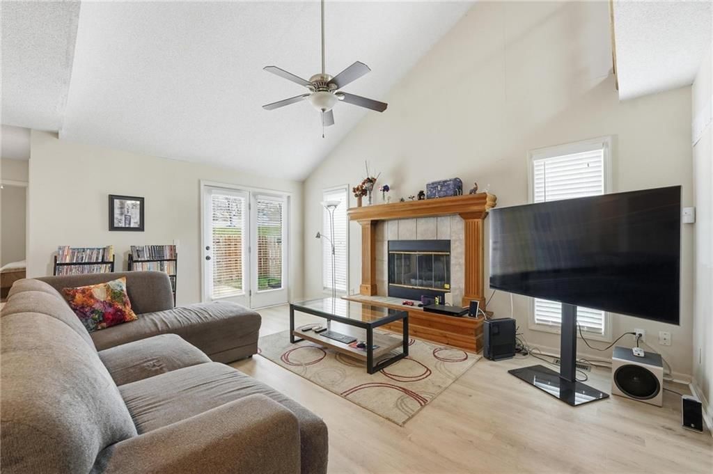 8205 NW Bradford Court — photo 10