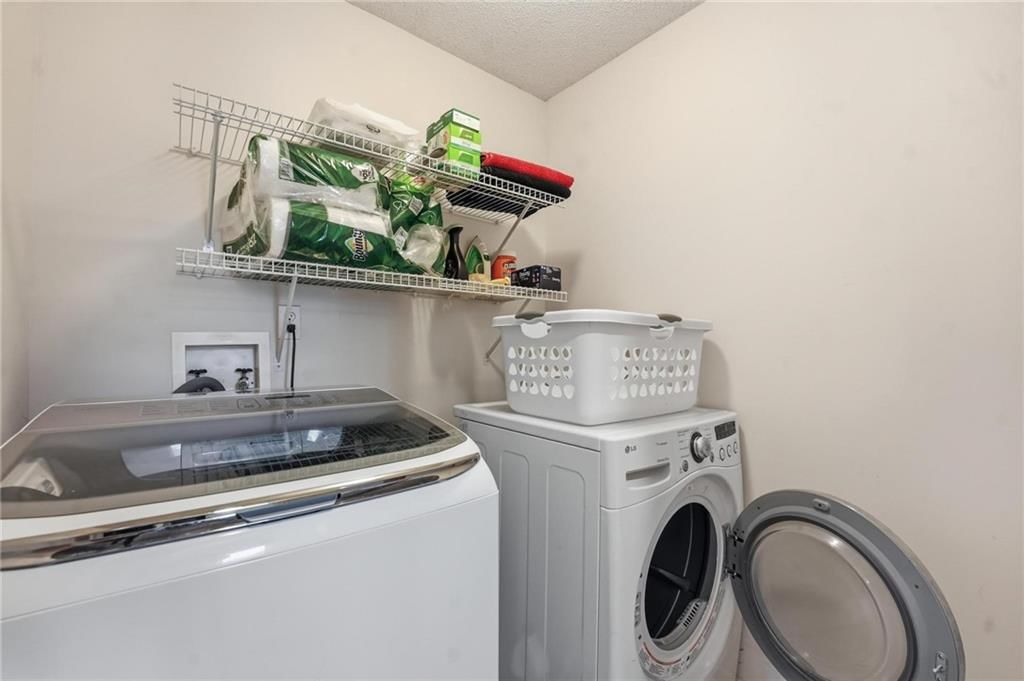 8205 NW Bradford Court — photo 17