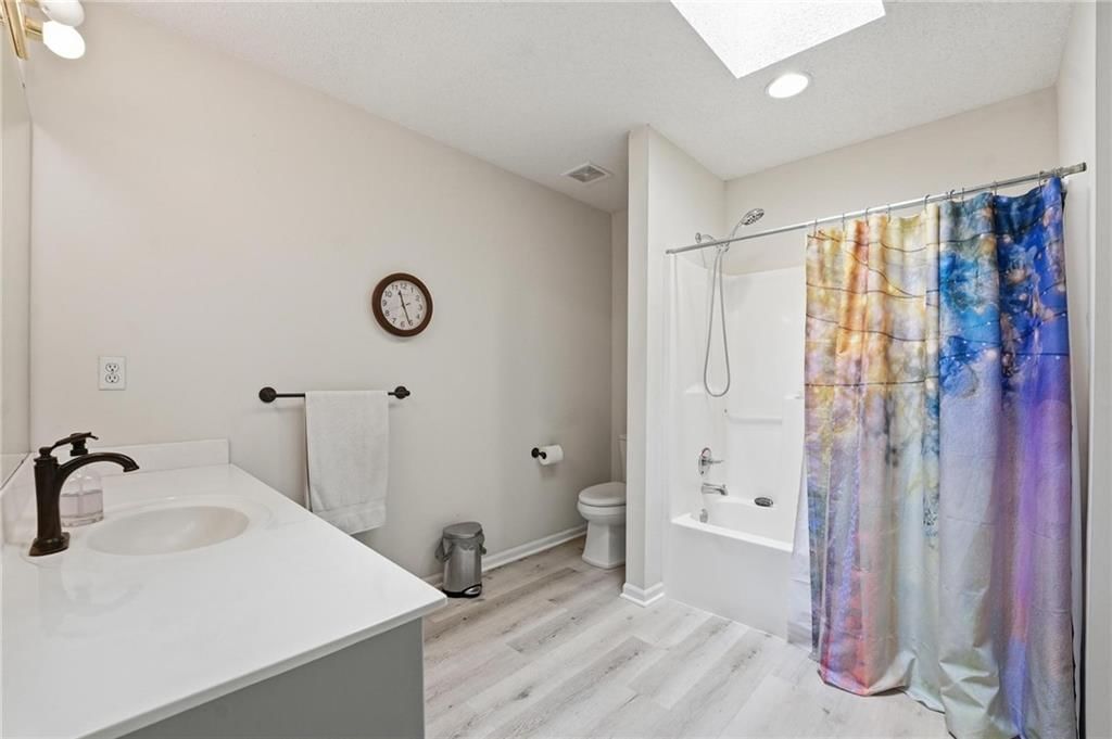 8205 NW Bradford Court — photo 29