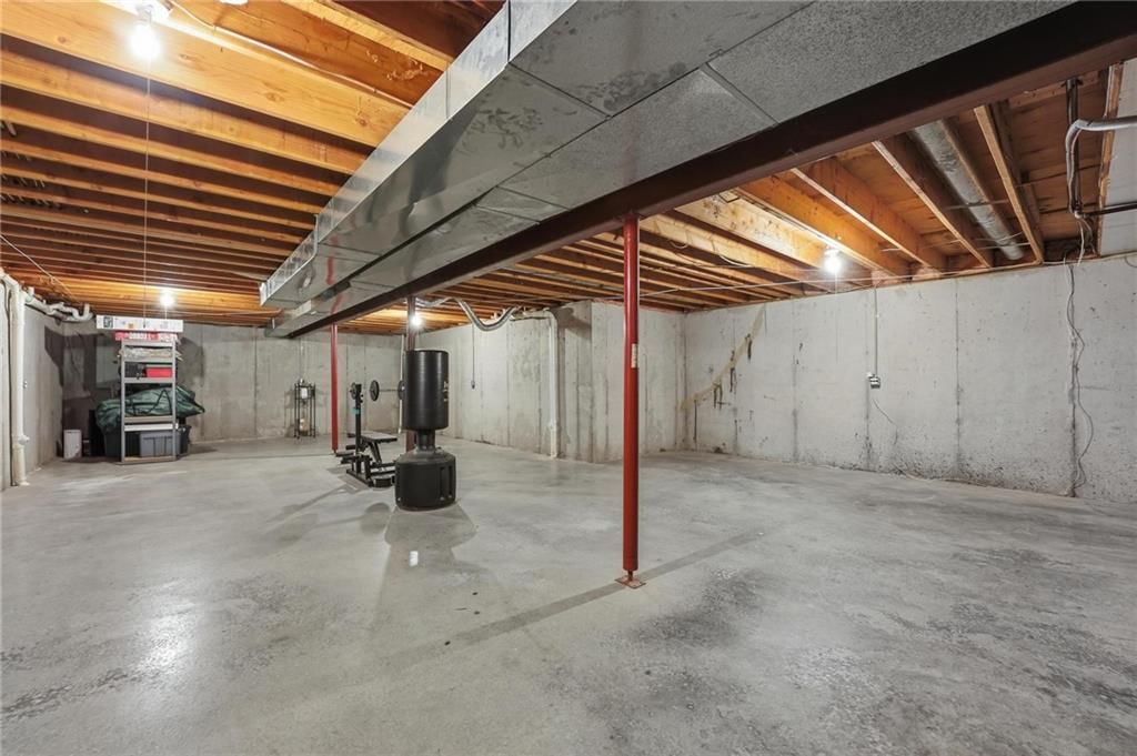 8205 NW Bradford Court — photo 31