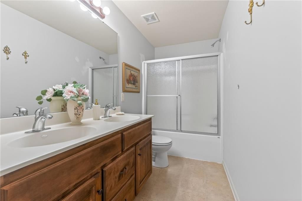8911 NE 117th Terrace — photo 36