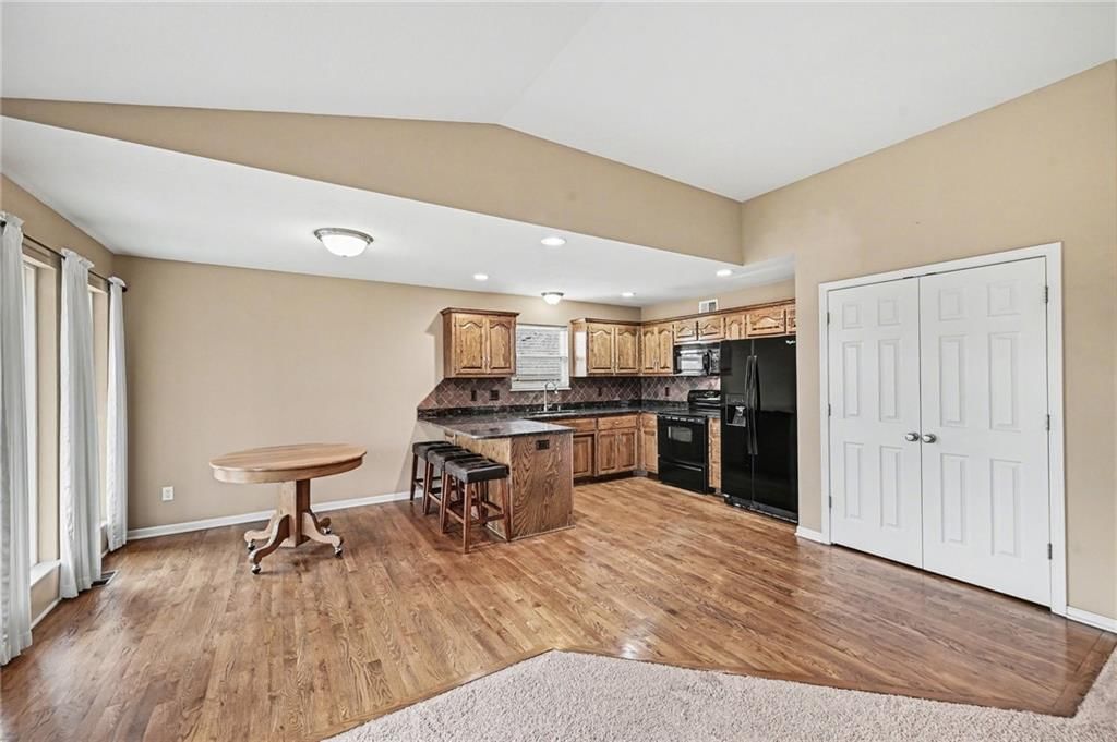 1842 White Tail Lane — photo 10