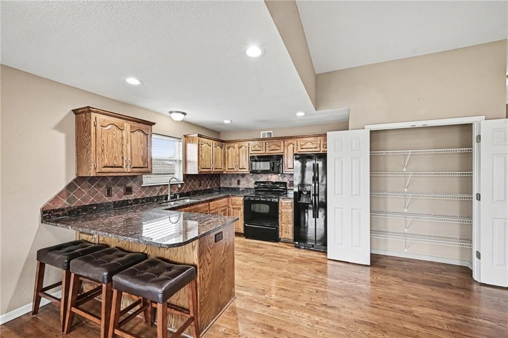 1842 White Tail Lane — photo 11