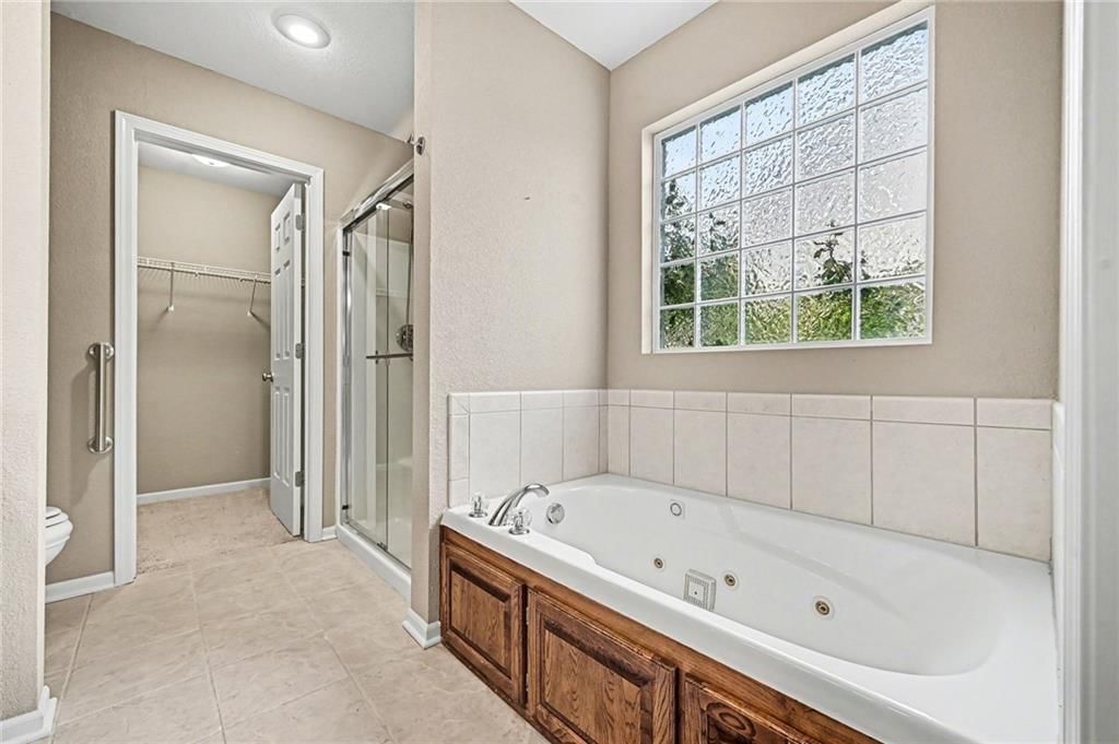 1842 White Tail Lane — photo 20