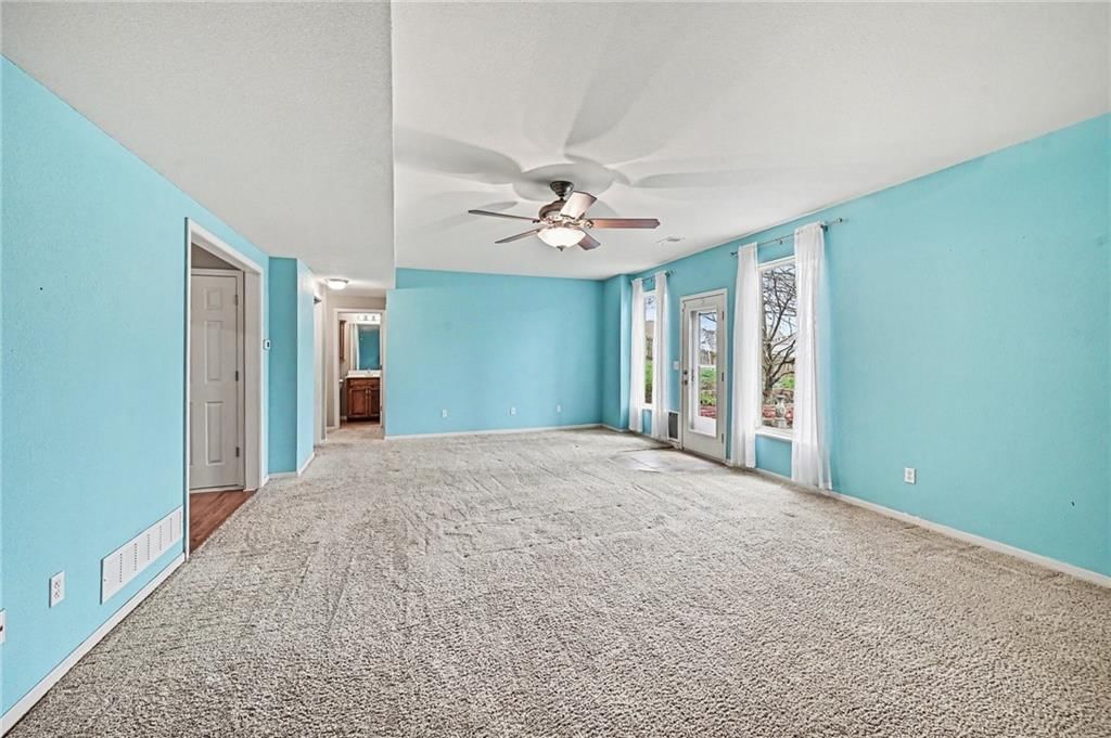 1842 White Tail Lane — photo 32