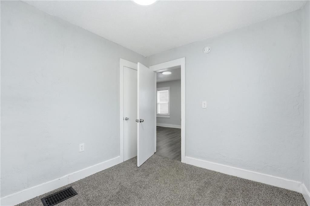 6915 Agnes Avenue — photo 8