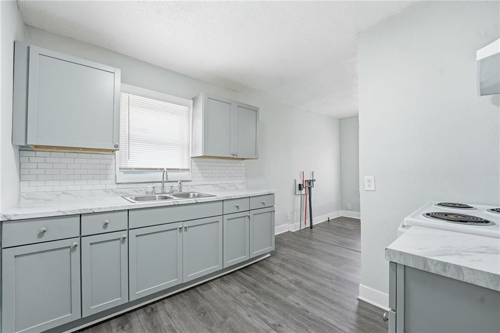 6915 Agnes Avenue — photo 12
