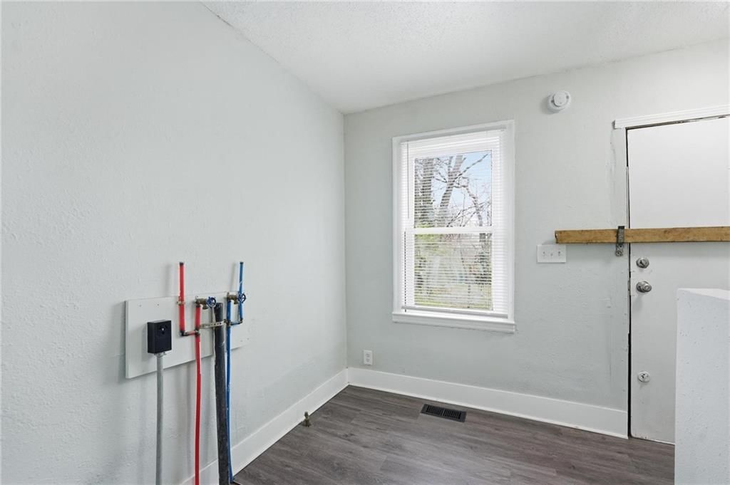 6915 Agnes Avenue — photo 14