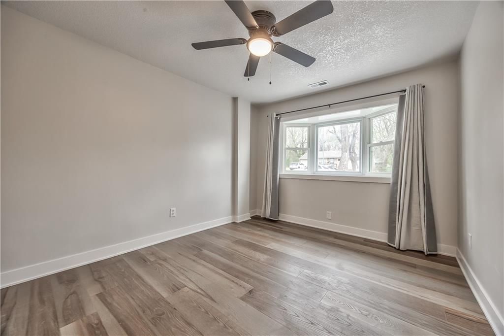 7709 E 113th Street — photo 12