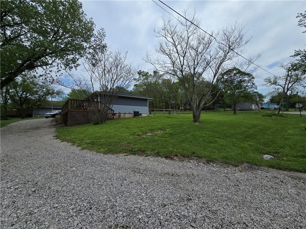 302 N Dement Street — photo 6
