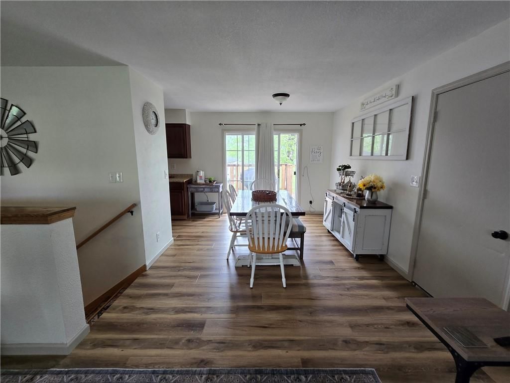 302 N Dement Street — photo 15