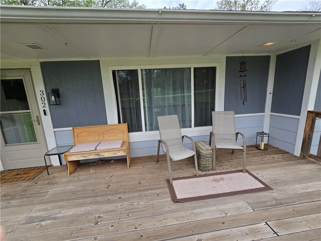302 N Dement Street — photo 22