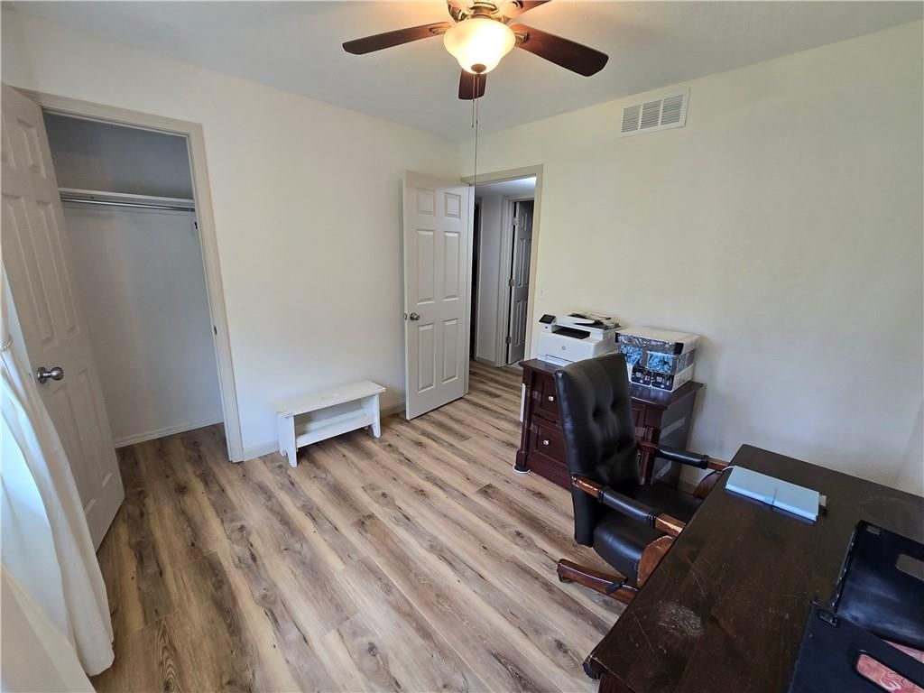 302 N Dement Street — photo 26