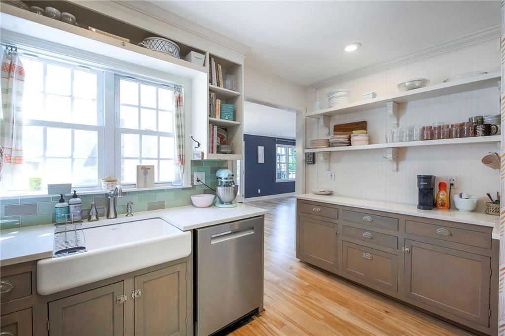 5831 WOODWARD Street — photo 11