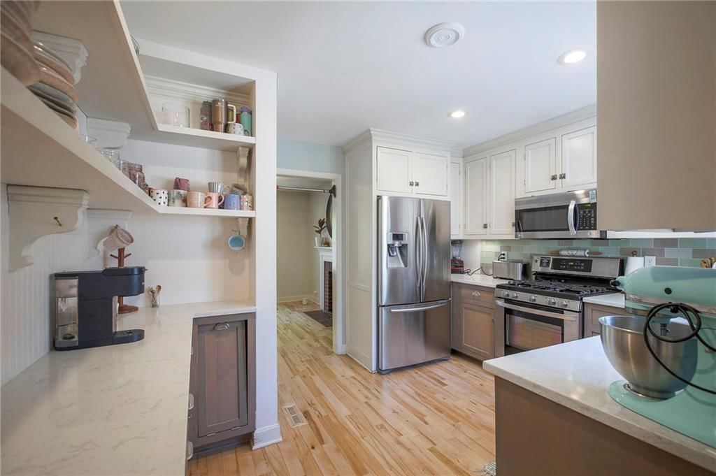 5831 WOODWARD Street — photo 12