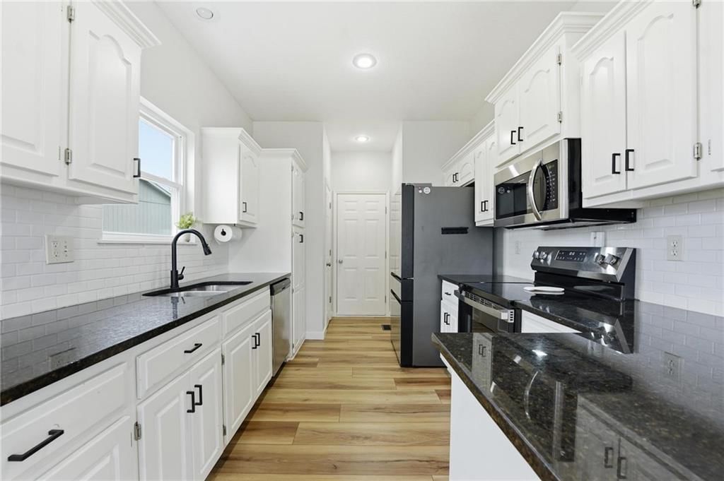833 N Sumac Street — photo 10