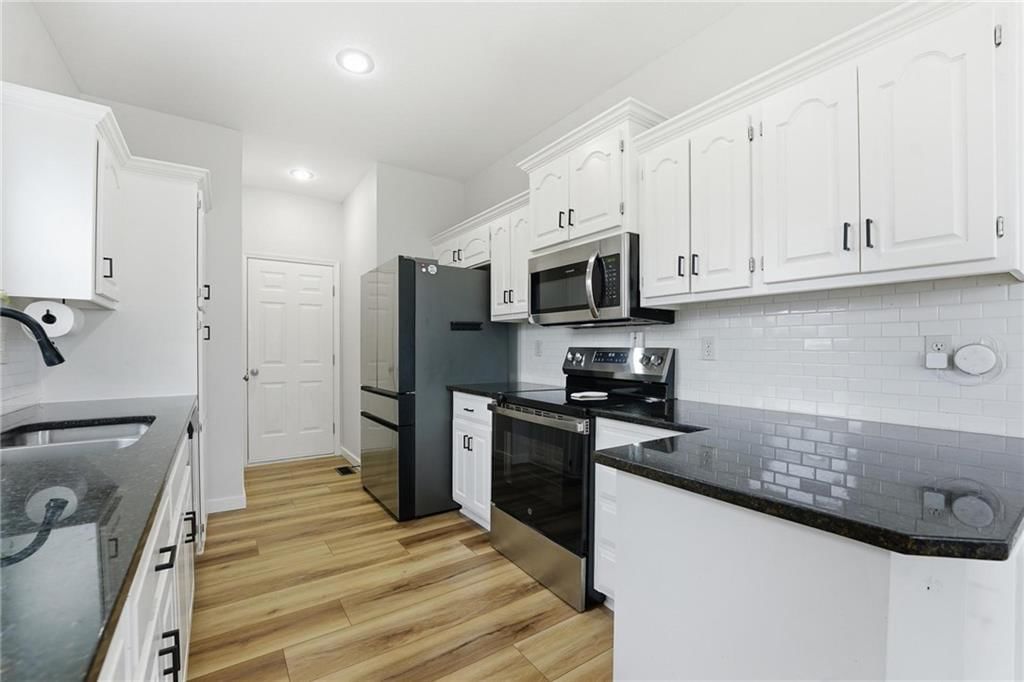 833 N Sumac Street — photo 11