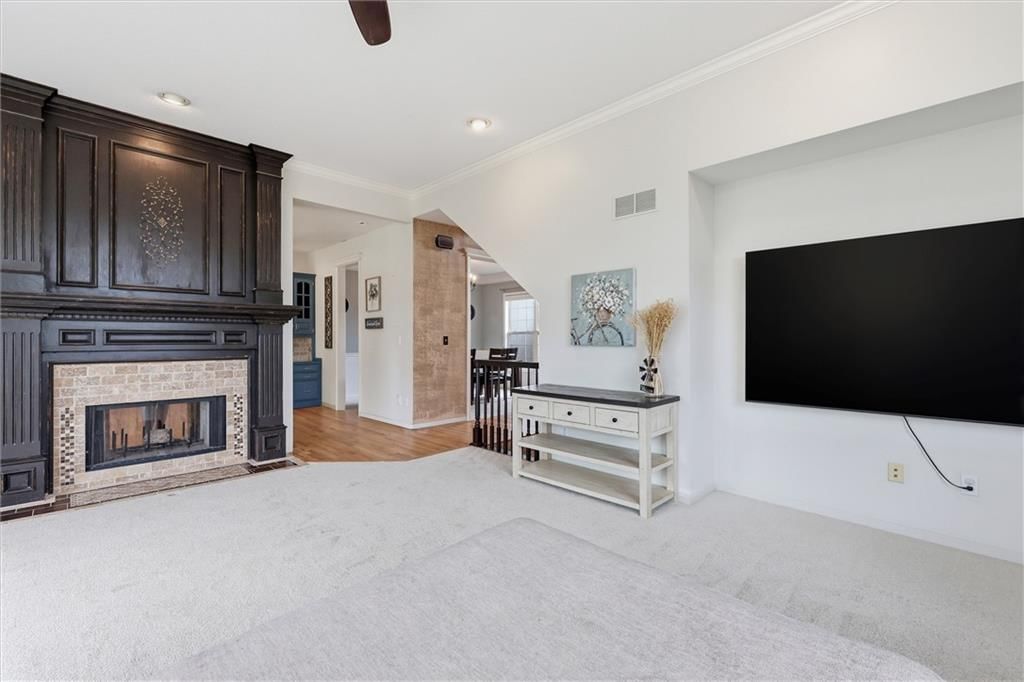 14330 W 141st Terrace — photo 7