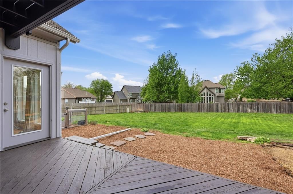 14330 W 141st Terrace — photo 34