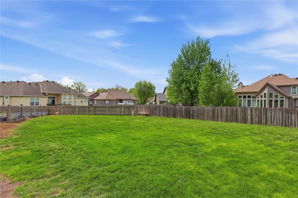 14330 W 141st Terrace — photo 35