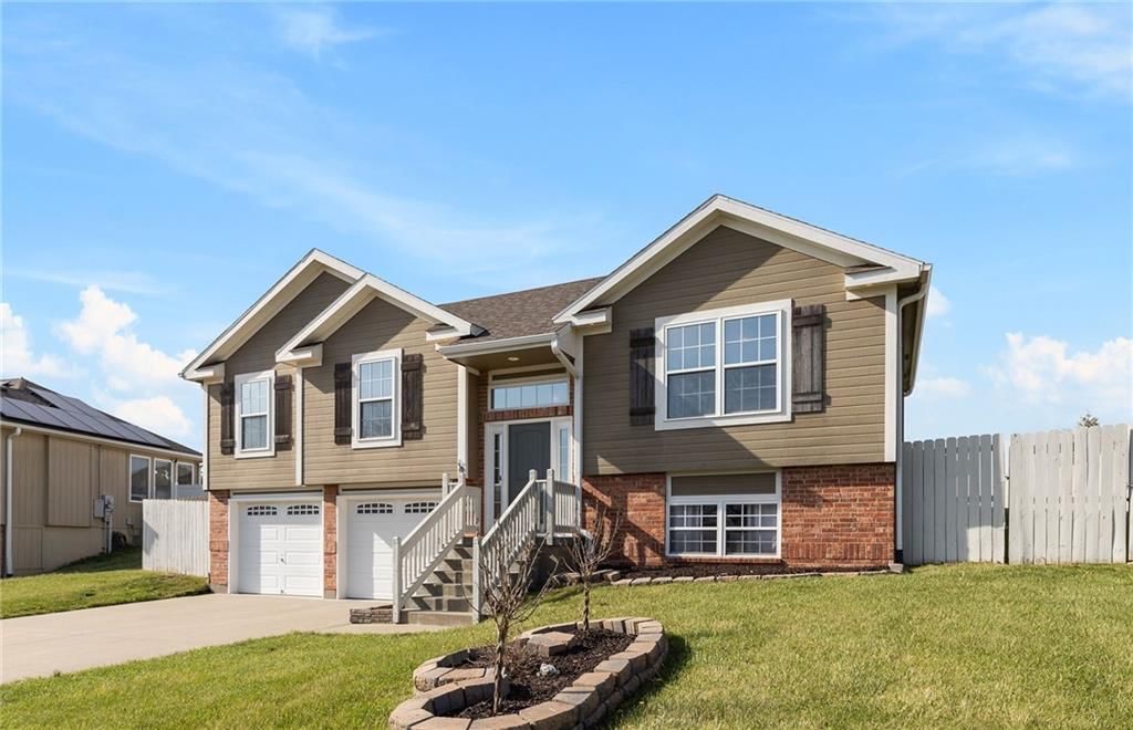 1505 Emerald Way — photo 4