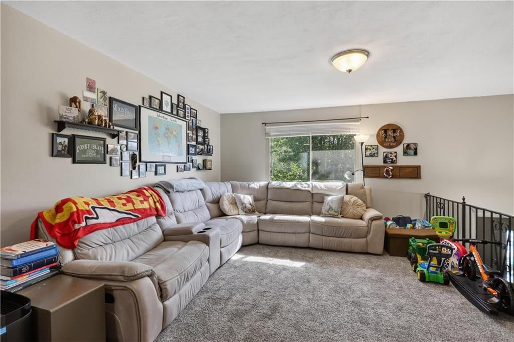 500 Catalina Street — photo 10