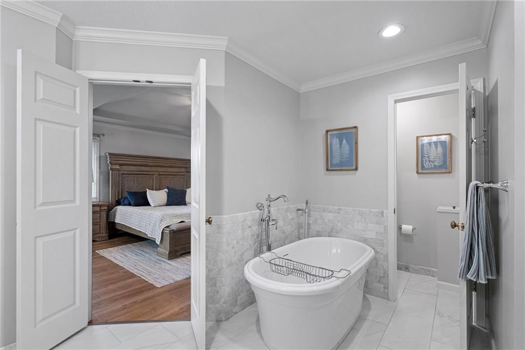 2100 SW Walden Drive — photo 25