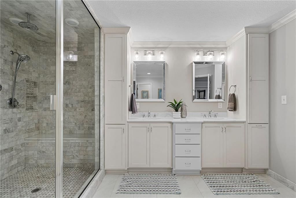 2100 SW Walden Drive — photo 27
