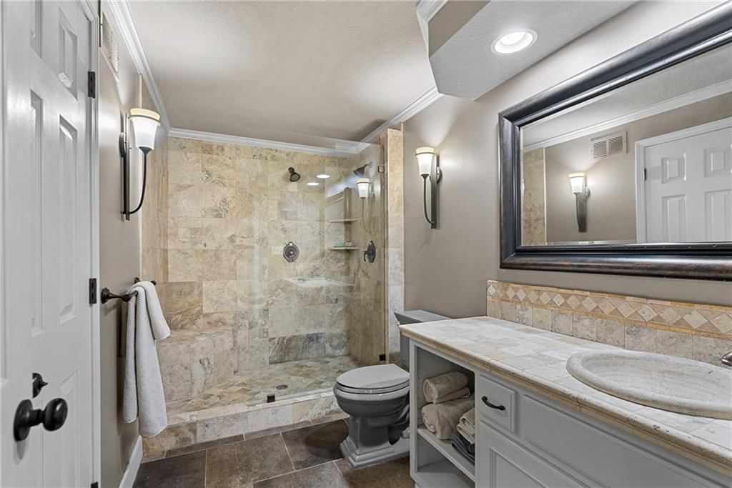 2100 SW Walden Drive — photo 47
