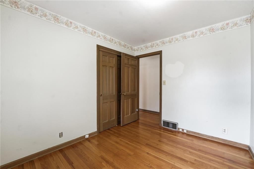 206 NW Woodbine Avenue — photo 22