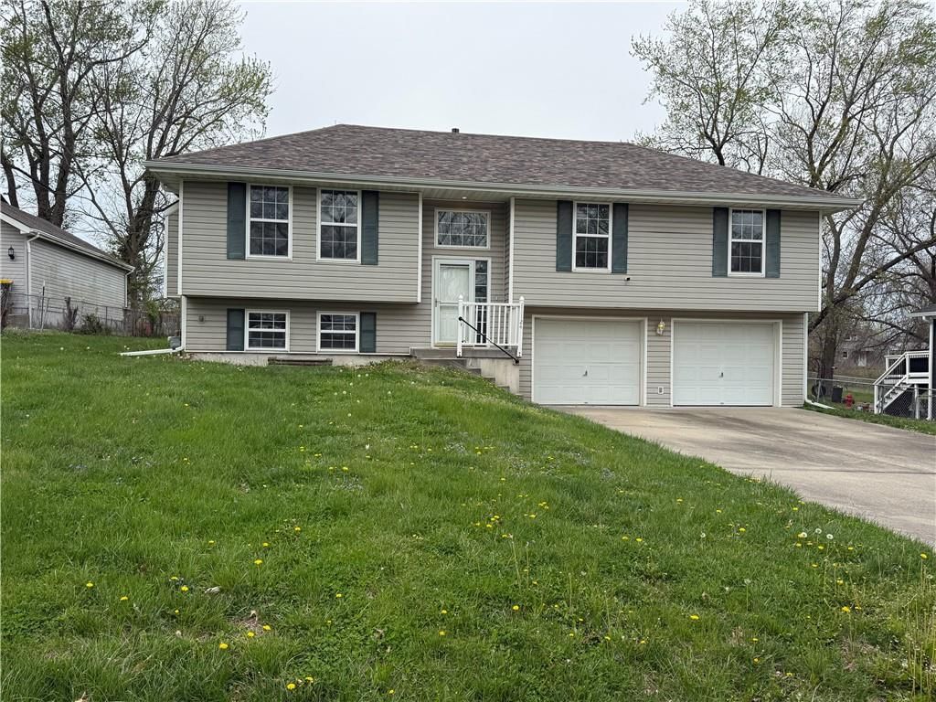 11124 N Locust Street — photo 17