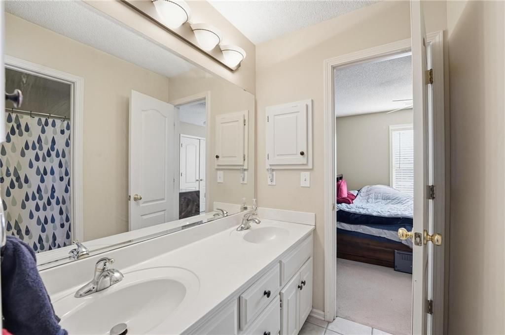 15808 Rosewood Street — photo 45