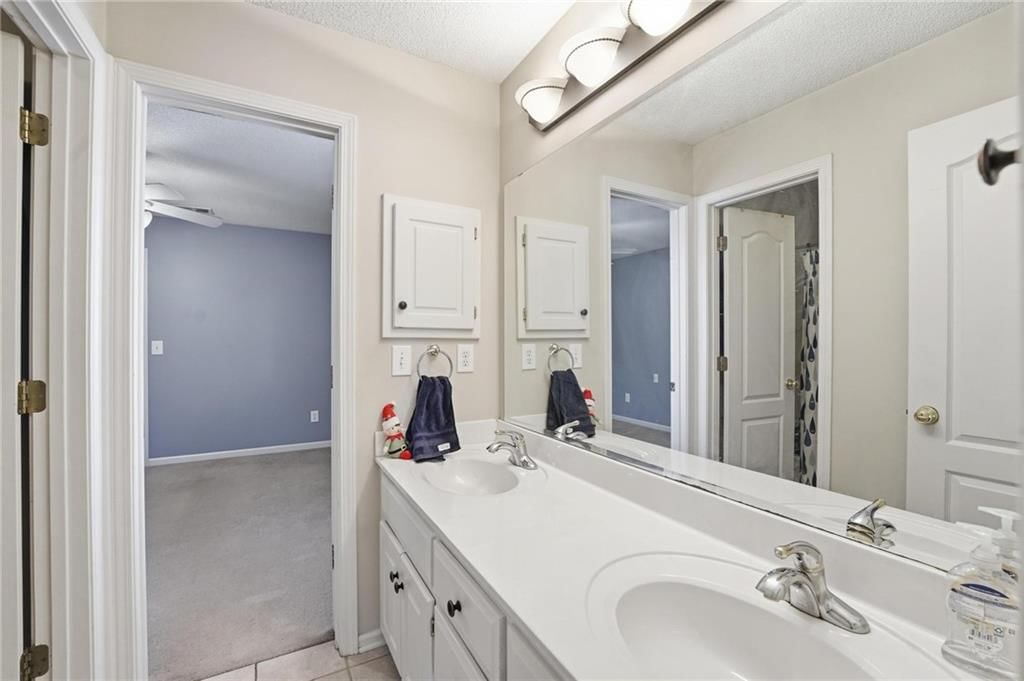 15808 Rosewood Street — photo 47