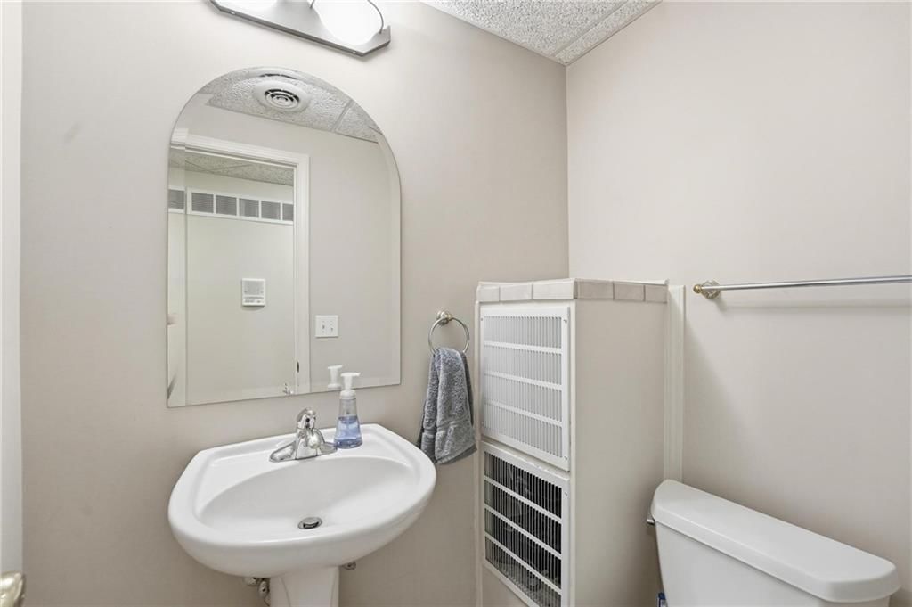 15808 Rosewood Street — photo 67